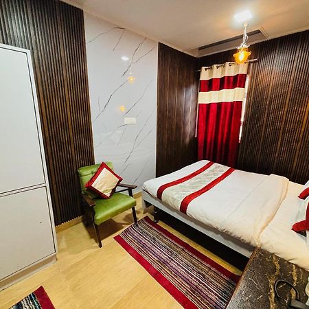 Hotel Amar Mussoorie Zewnętrze zdjęcie
