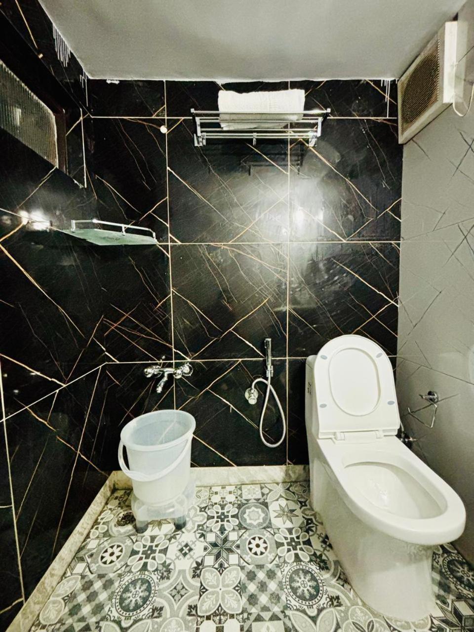 Hotel Amar Mussoorie Zewnętrze zdjęcie